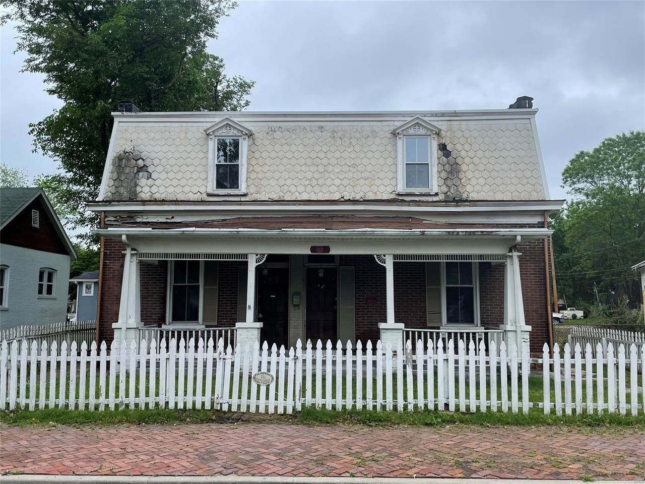 314 Charles Street - Photo 1