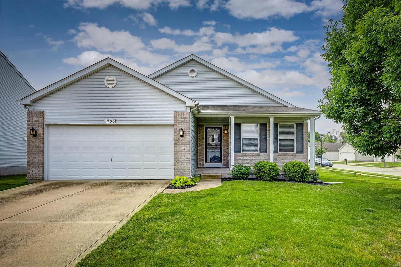 1798 Shade Tree Court - Photo 1
