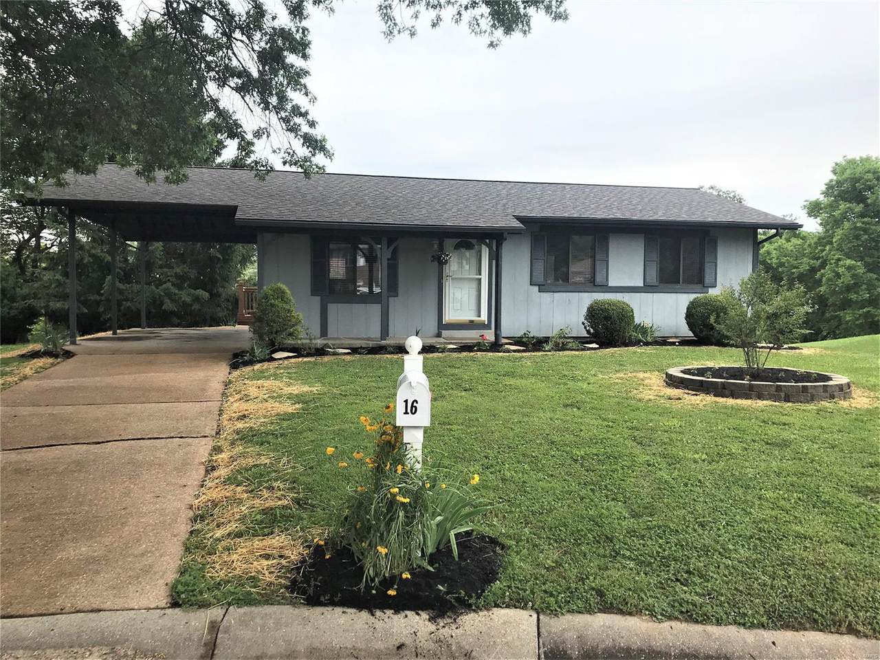 16 Jade Lane - Photo 1