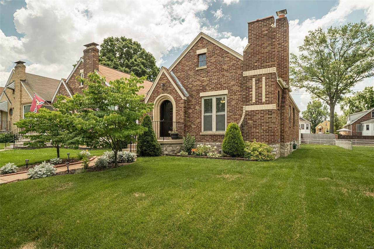 5732 Pernod Avenue - Photo 1