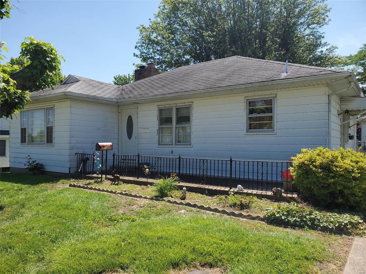 1416 Oak - Photo 1