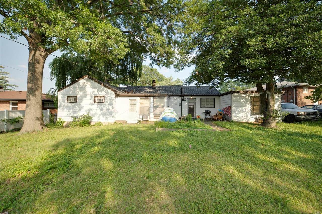 4441 Picajune Avenue - Photo 1