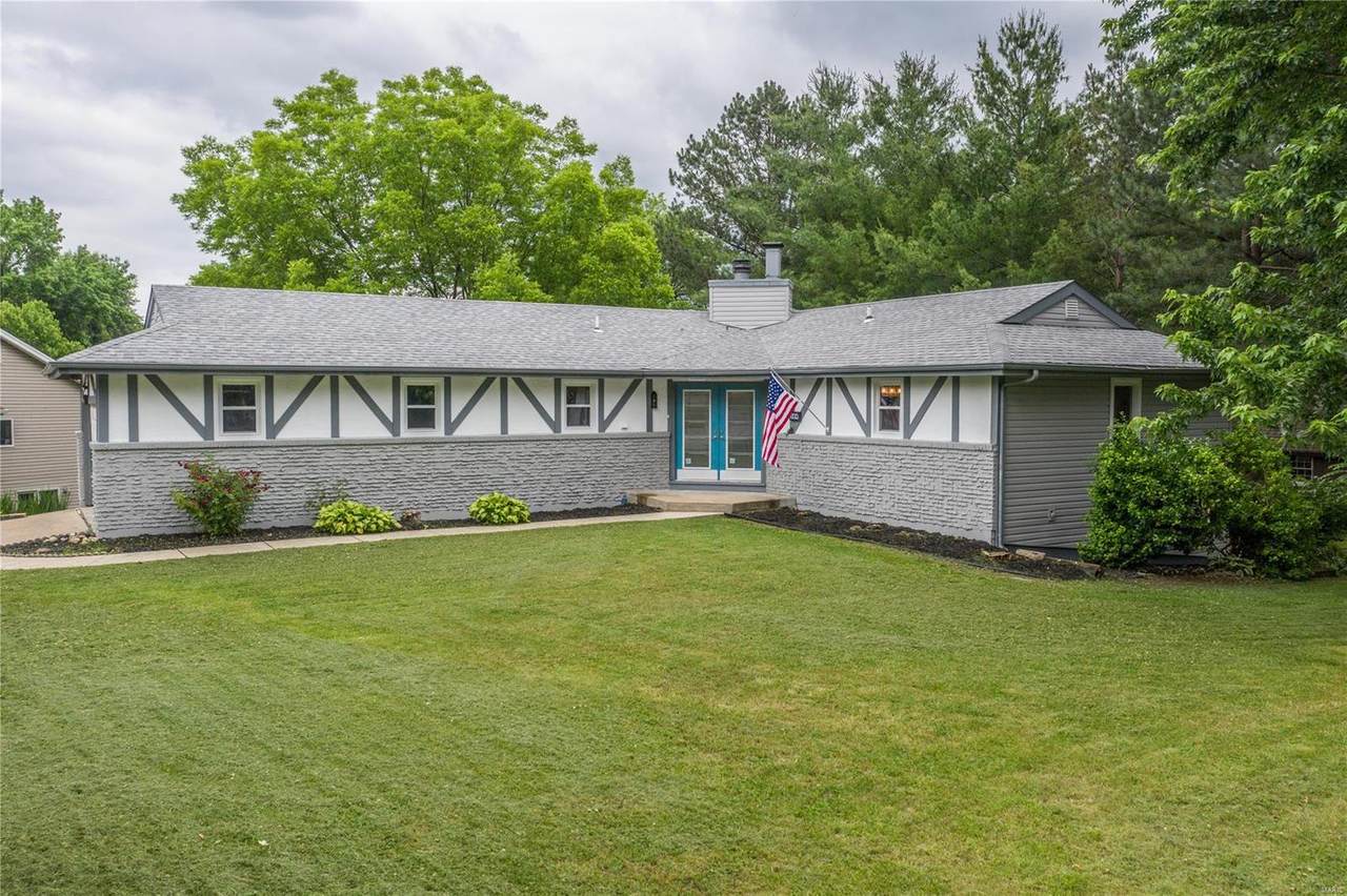 266 Savoy Drive - Photo 1