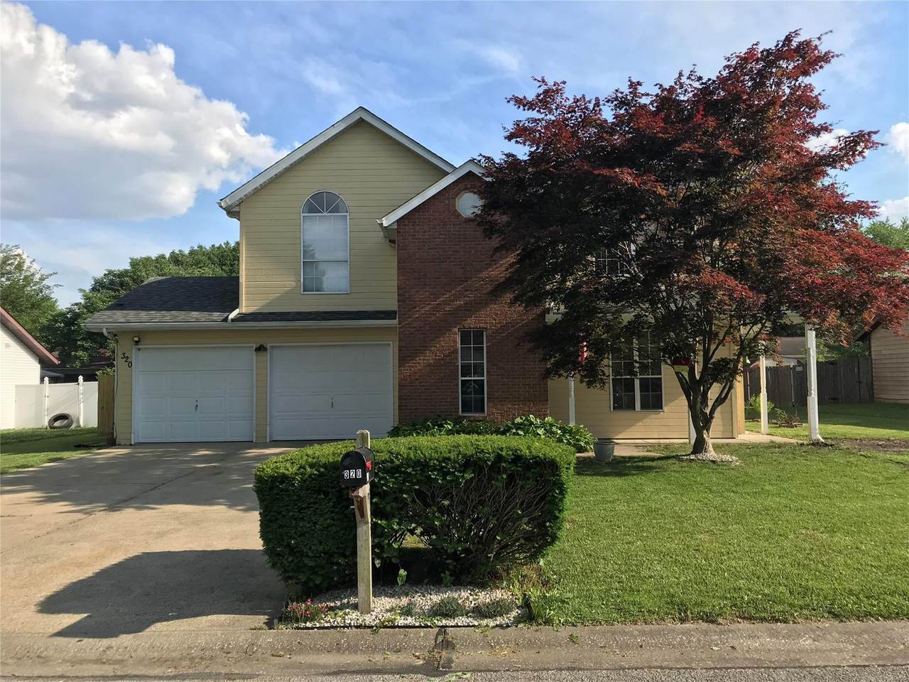 320 Kim Drive - Photo 1