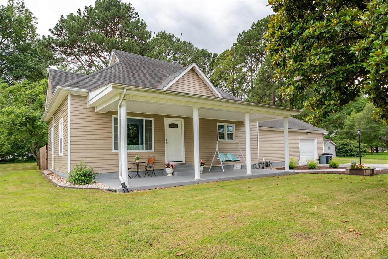 1700 Herrin Street - Photo 1