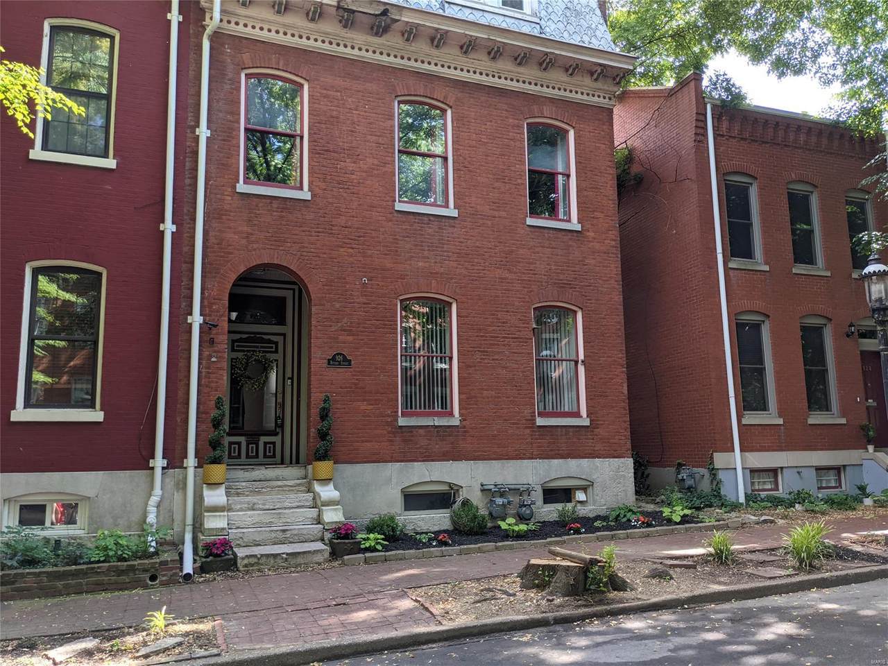 926 Rutger Street - Photo 1