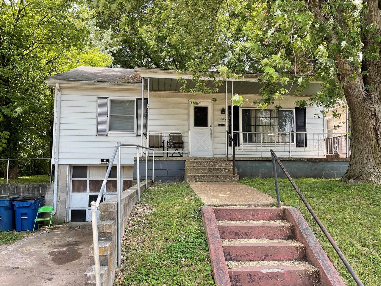 1013 Marie Avenue - Photo 1