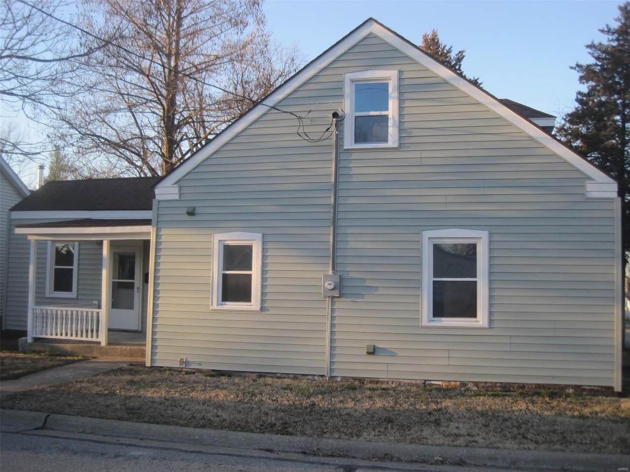 219 East Olive - Photo 1