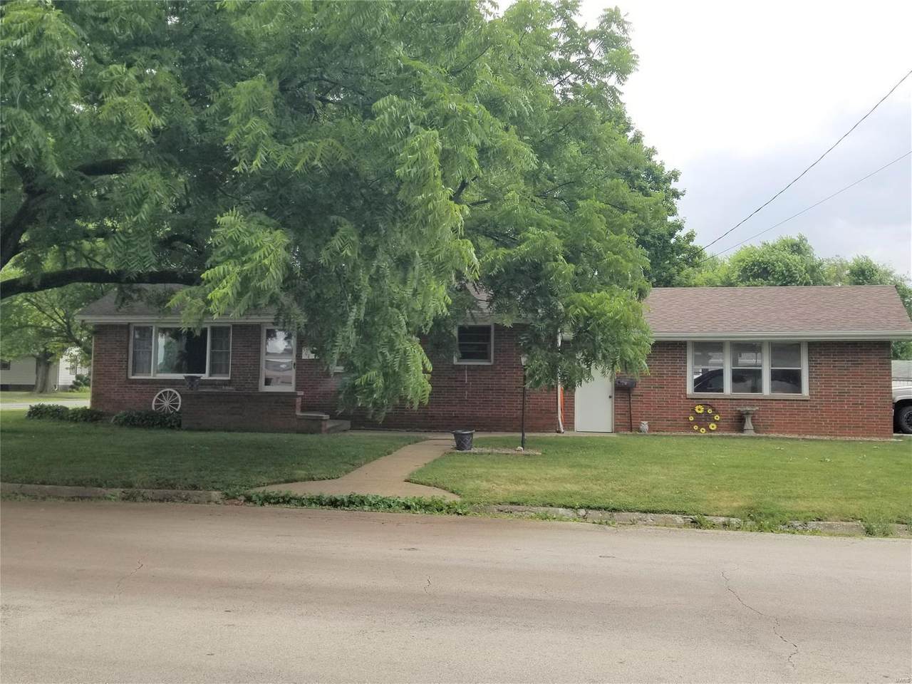 506 Jackson Street - Photo 1