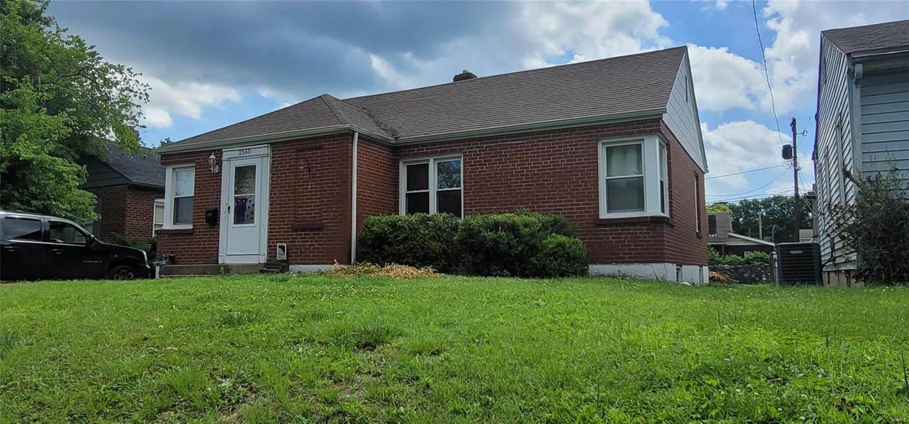 2560 Benton - Photo 1