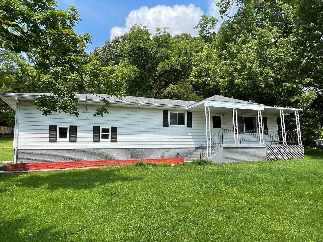 118 St.Louis Avenue - Photo 1