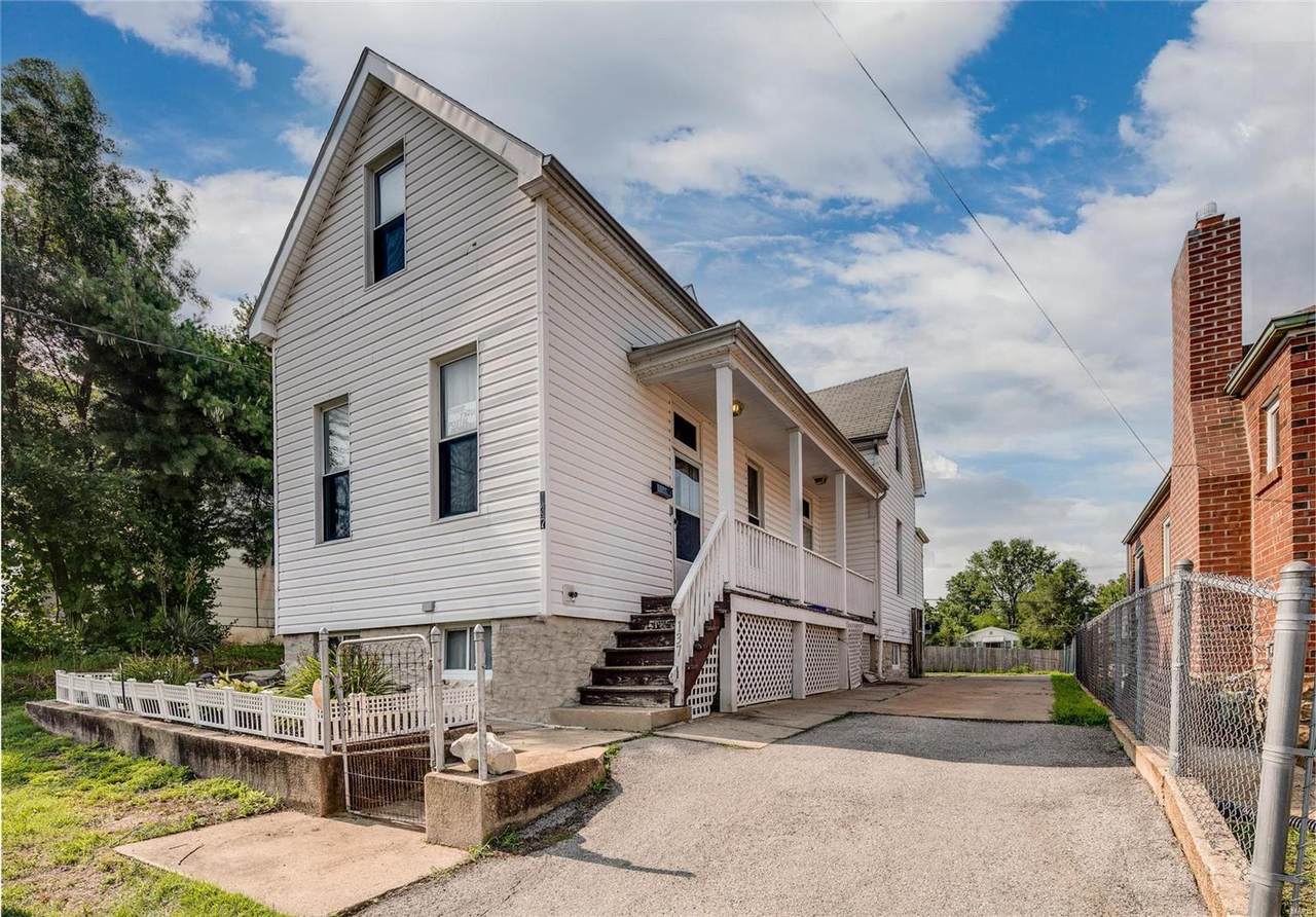 137 Etta Avenue - Photo 1