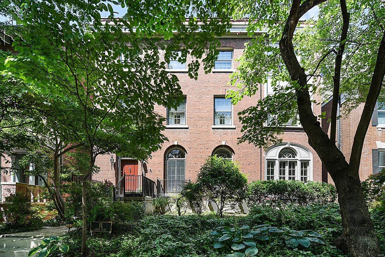 11 Lenox Place - Photo 1