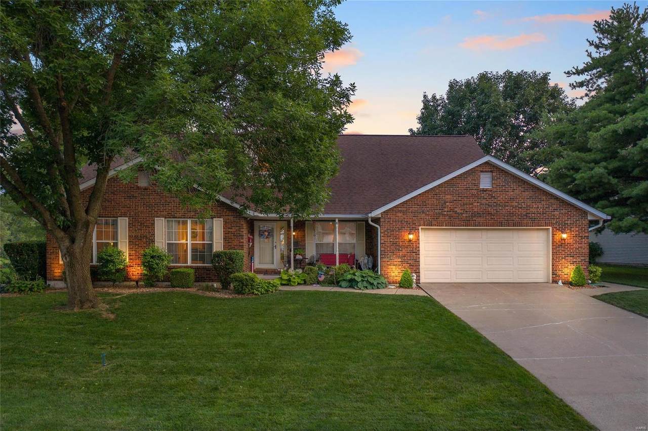 3270 Hunters Way - Photo 1