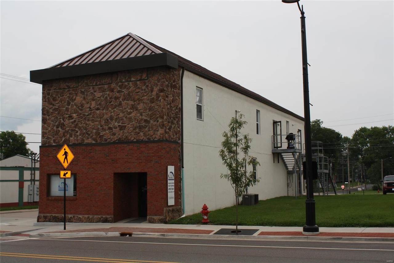 120 Main - Photo 1