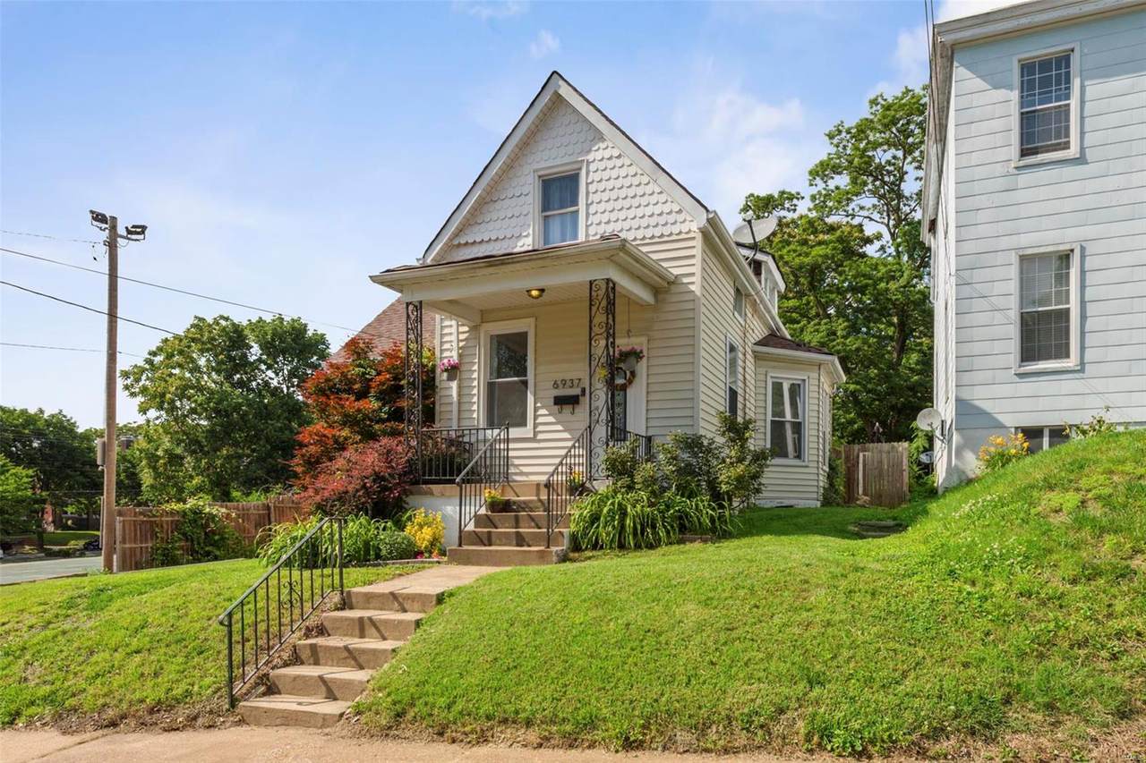 6937 Plateau Avenue - Photo 1