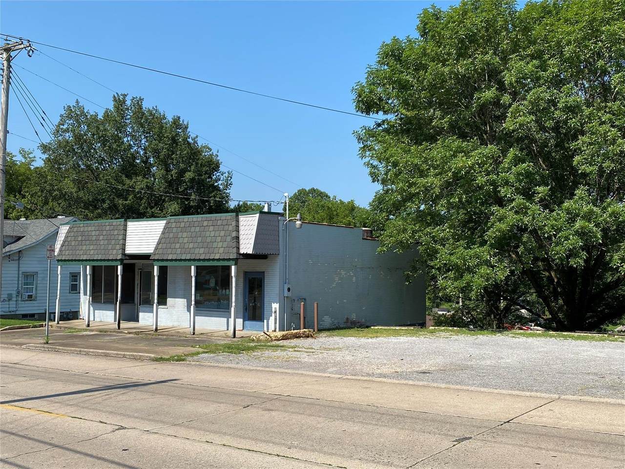 1003 Perry Avenue - Photo 1