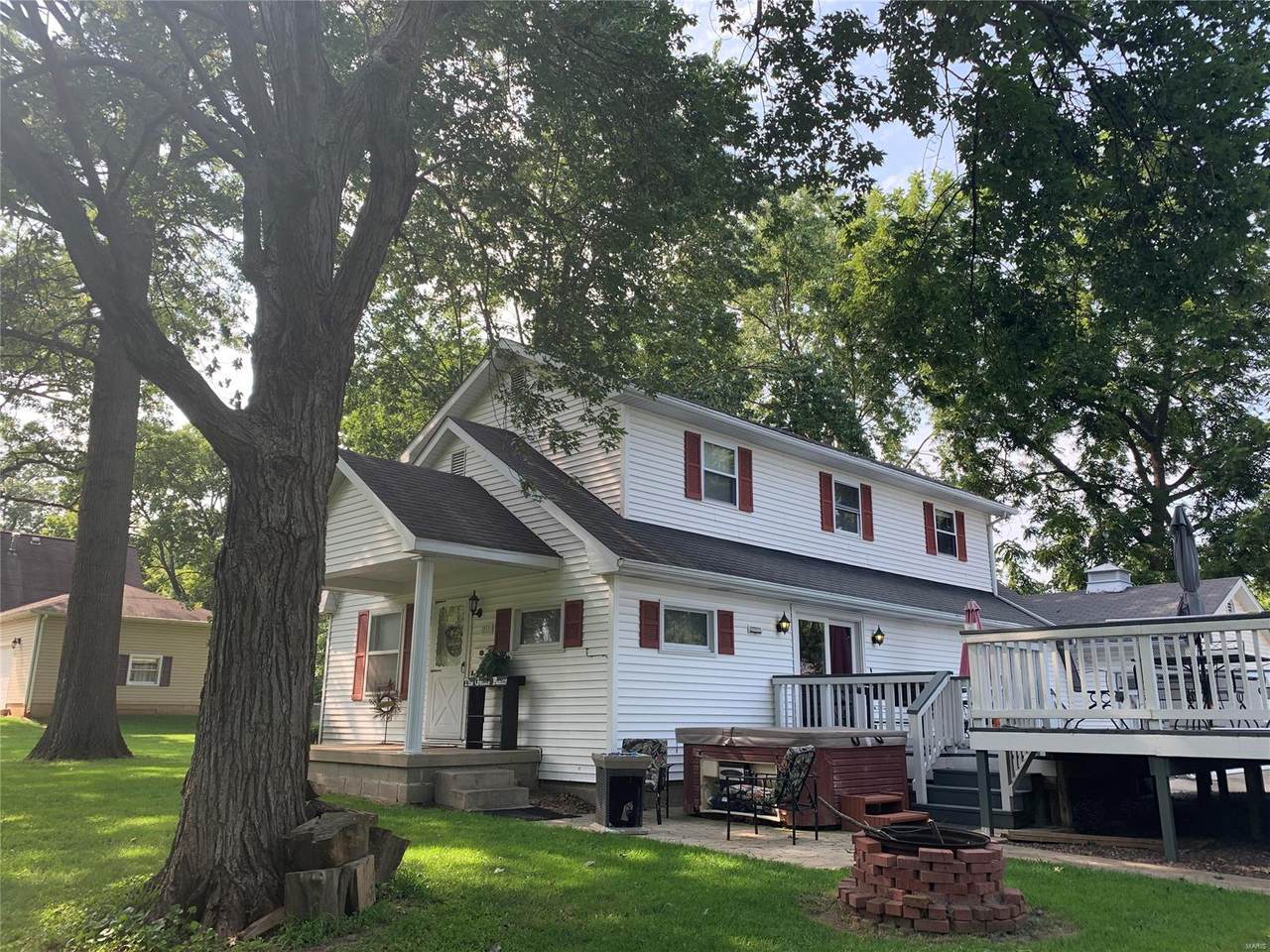 711 South Avenue - Photo 1