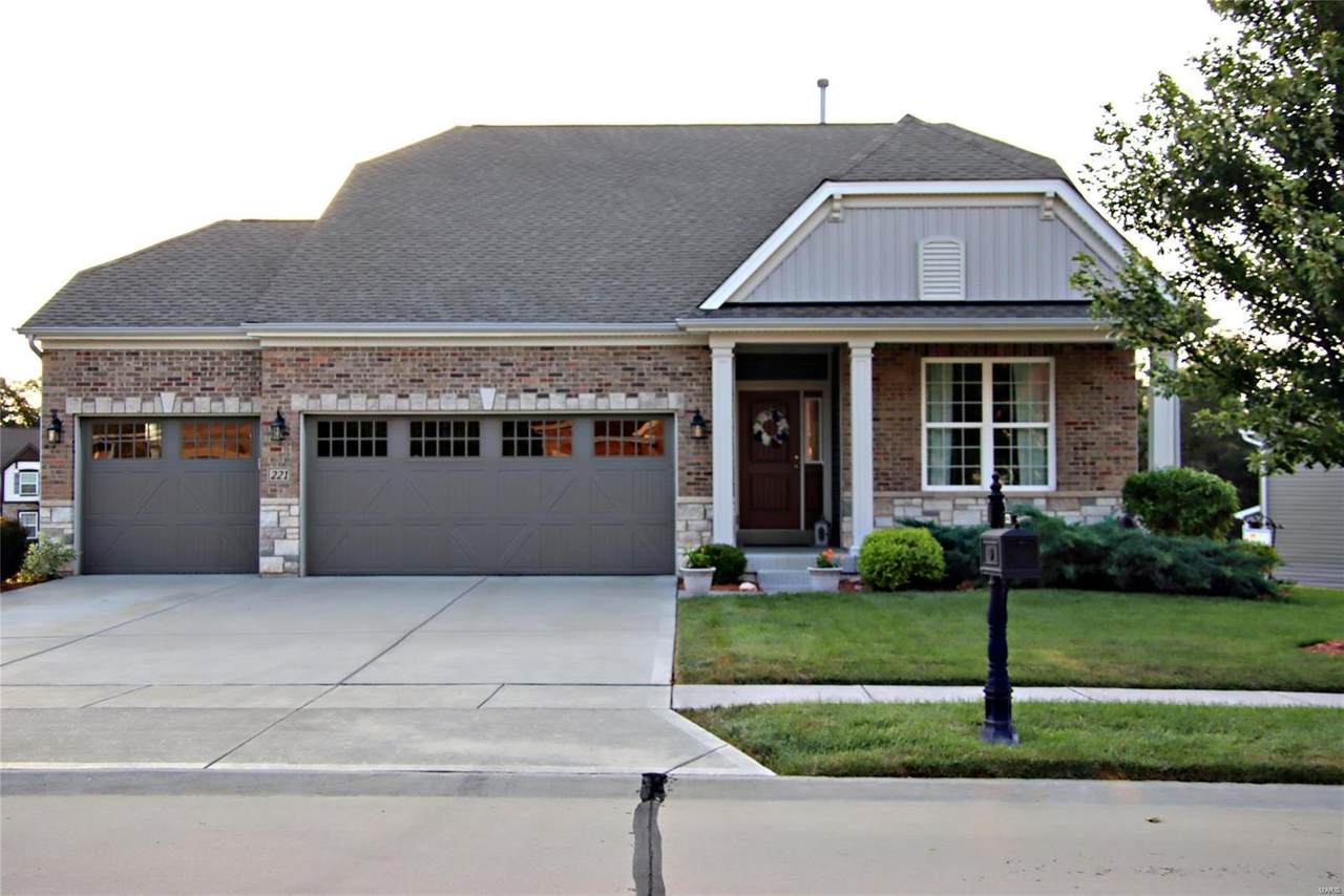 221 Grayleaf - Photo 1