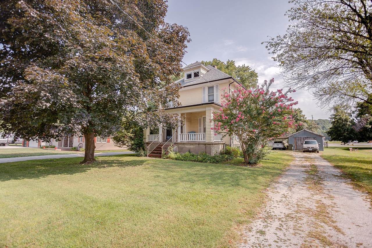 102 Main St - Photo 1