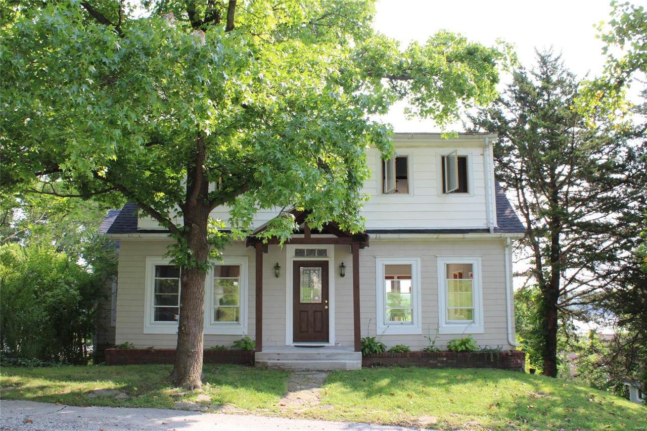 108 3rd Street - Photo 1