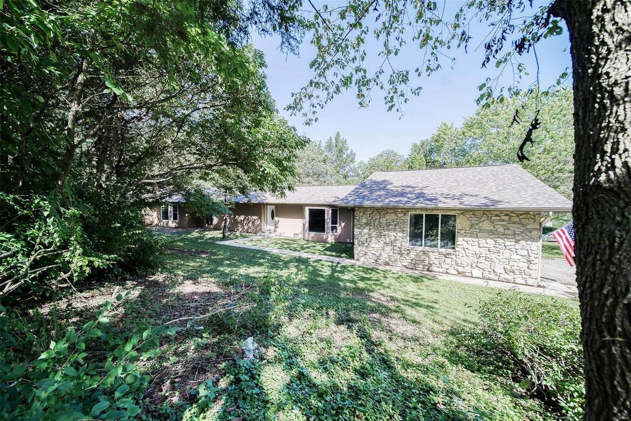 1333 California Drive - Photo 1