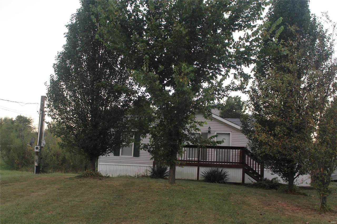 233 Henderson - Photo 1