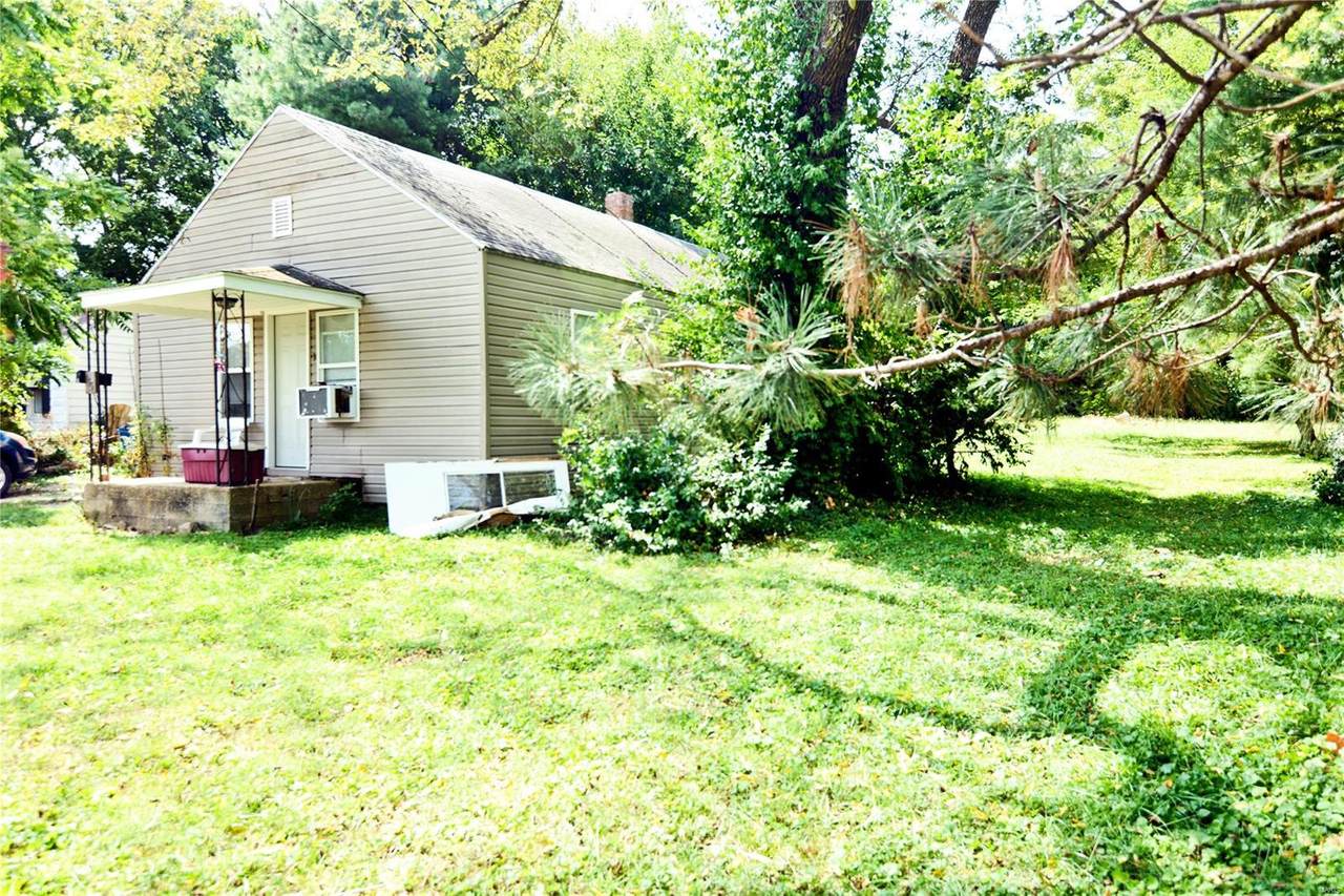 155 Minkler Avenue - Photo 1