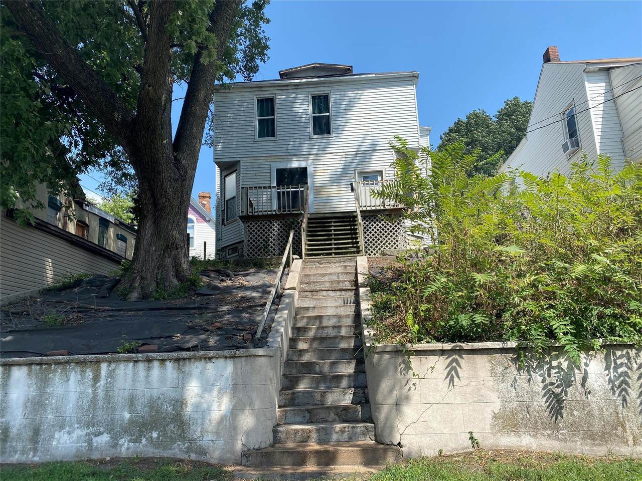 1202 4th Street - Photo 1