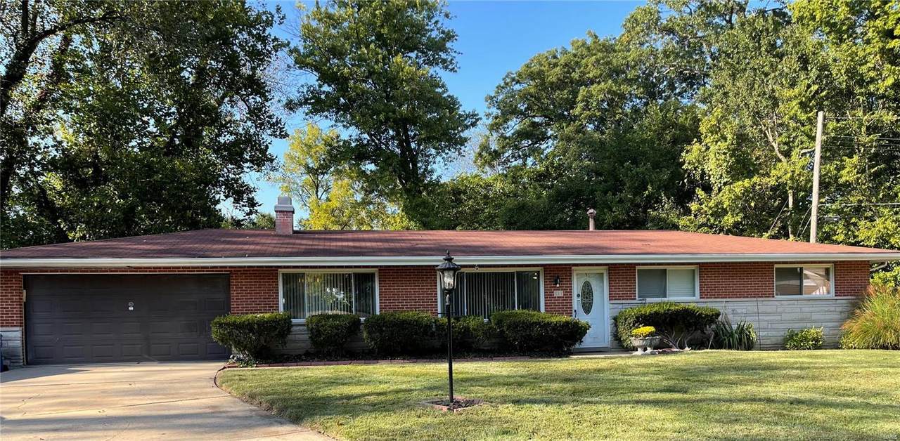 817 Deandell - Photo 1