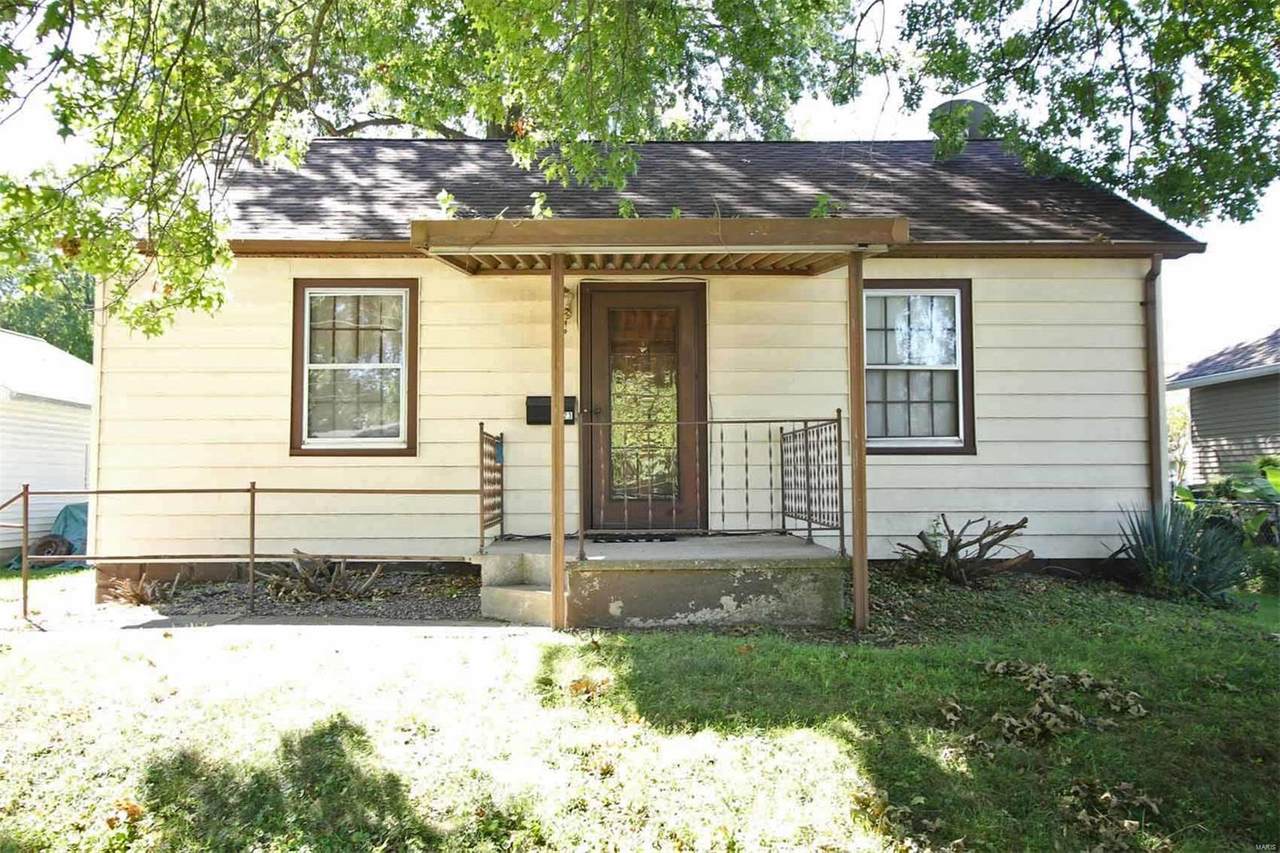 3423 Thomas Avenue - Photo 1