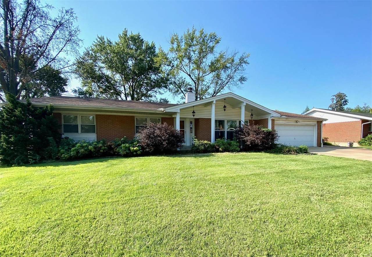 2812 Flamewood Drive - Photo 1
