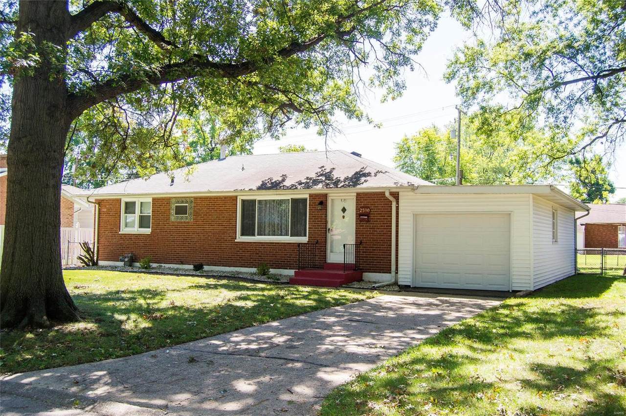 2590 Spalding Avenue - Photo 1