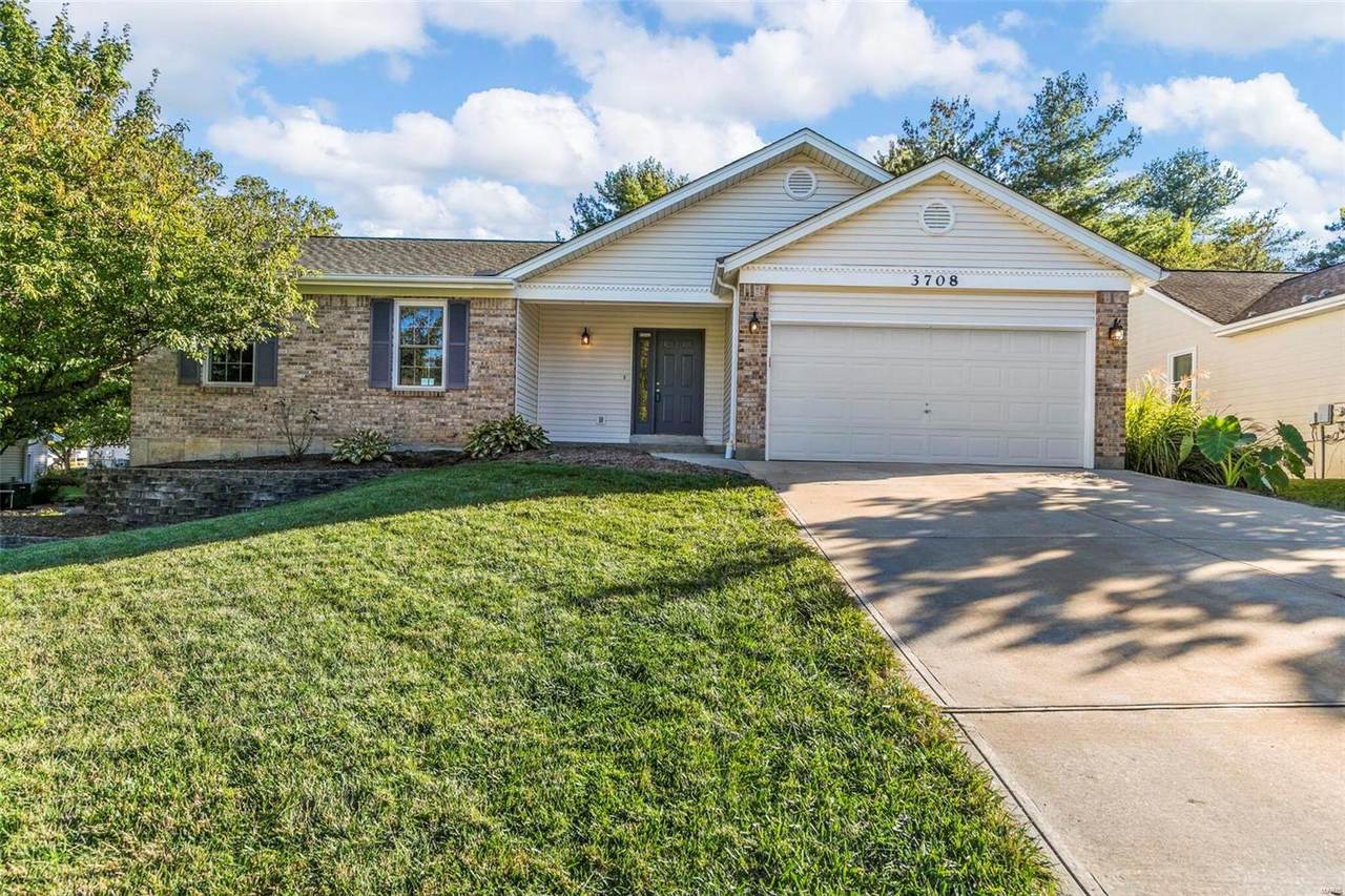 3708 Summit Drive - Photo 1