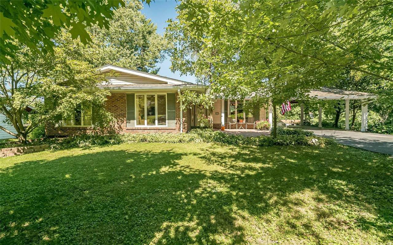 12173 Lake Placid Drive - Photo 1