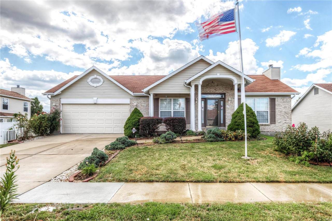 1444 Sunburst Drive - Photo 1