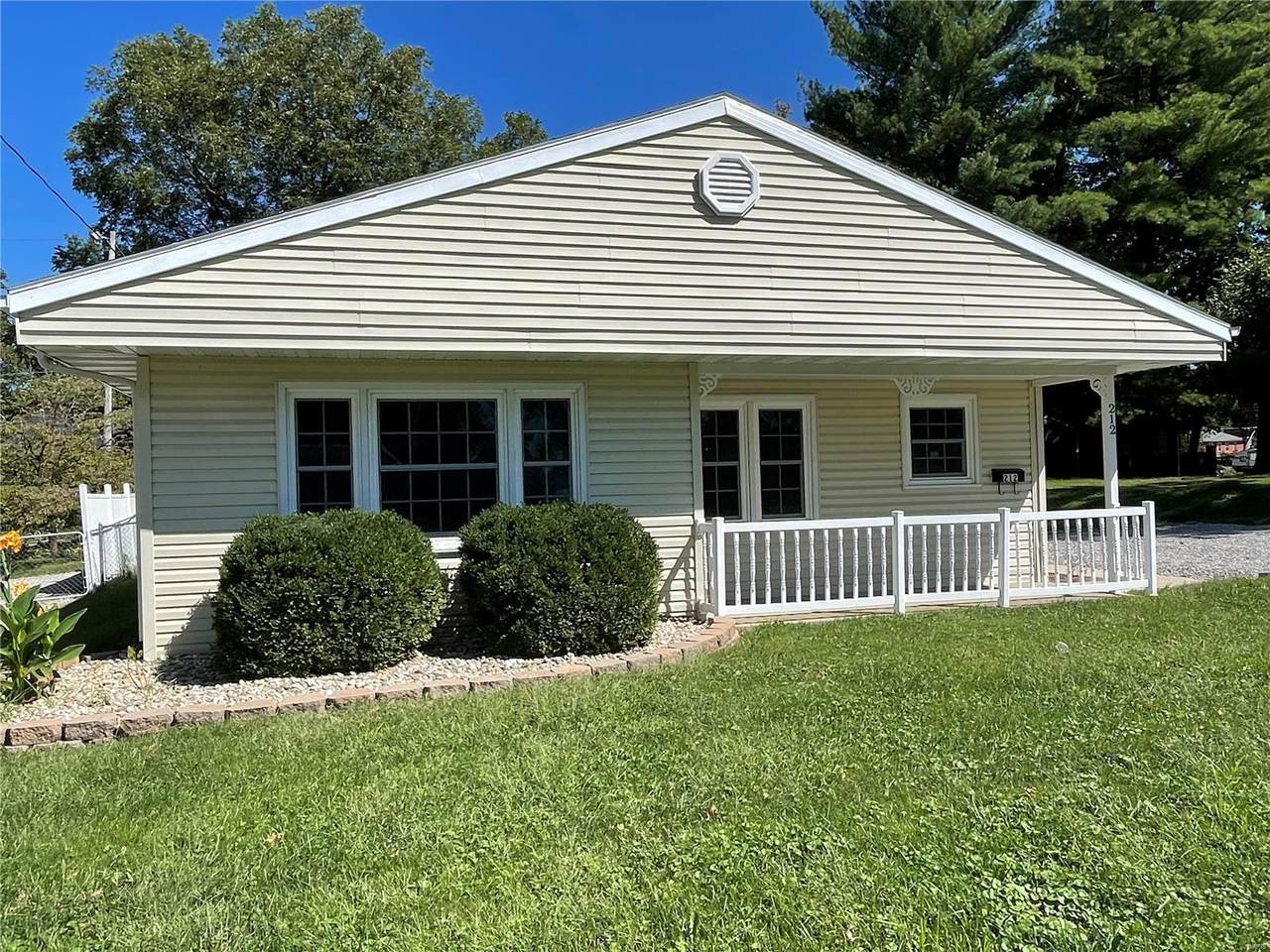 212 Florida Avenue - Photo 1