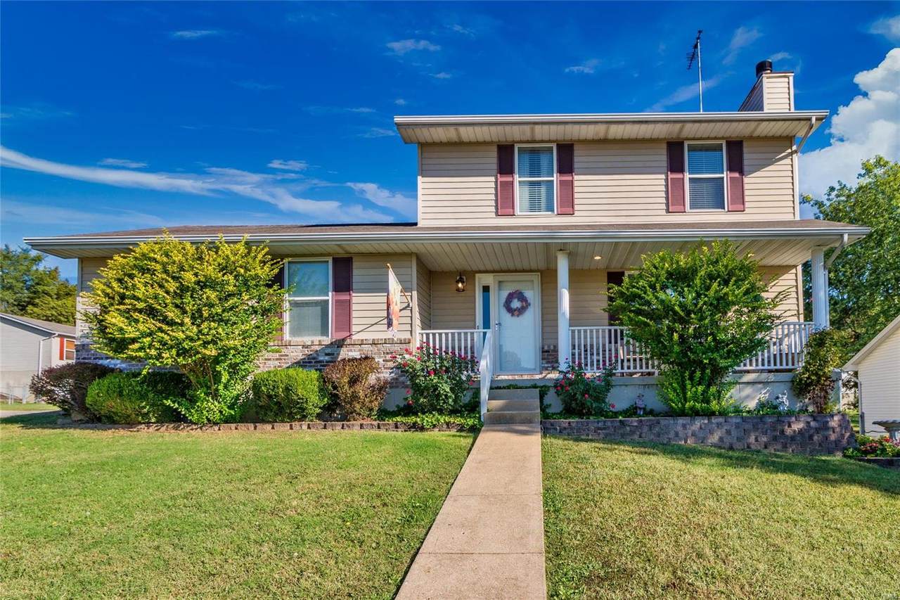 1095 Eagle Nest Dr - Photo 1