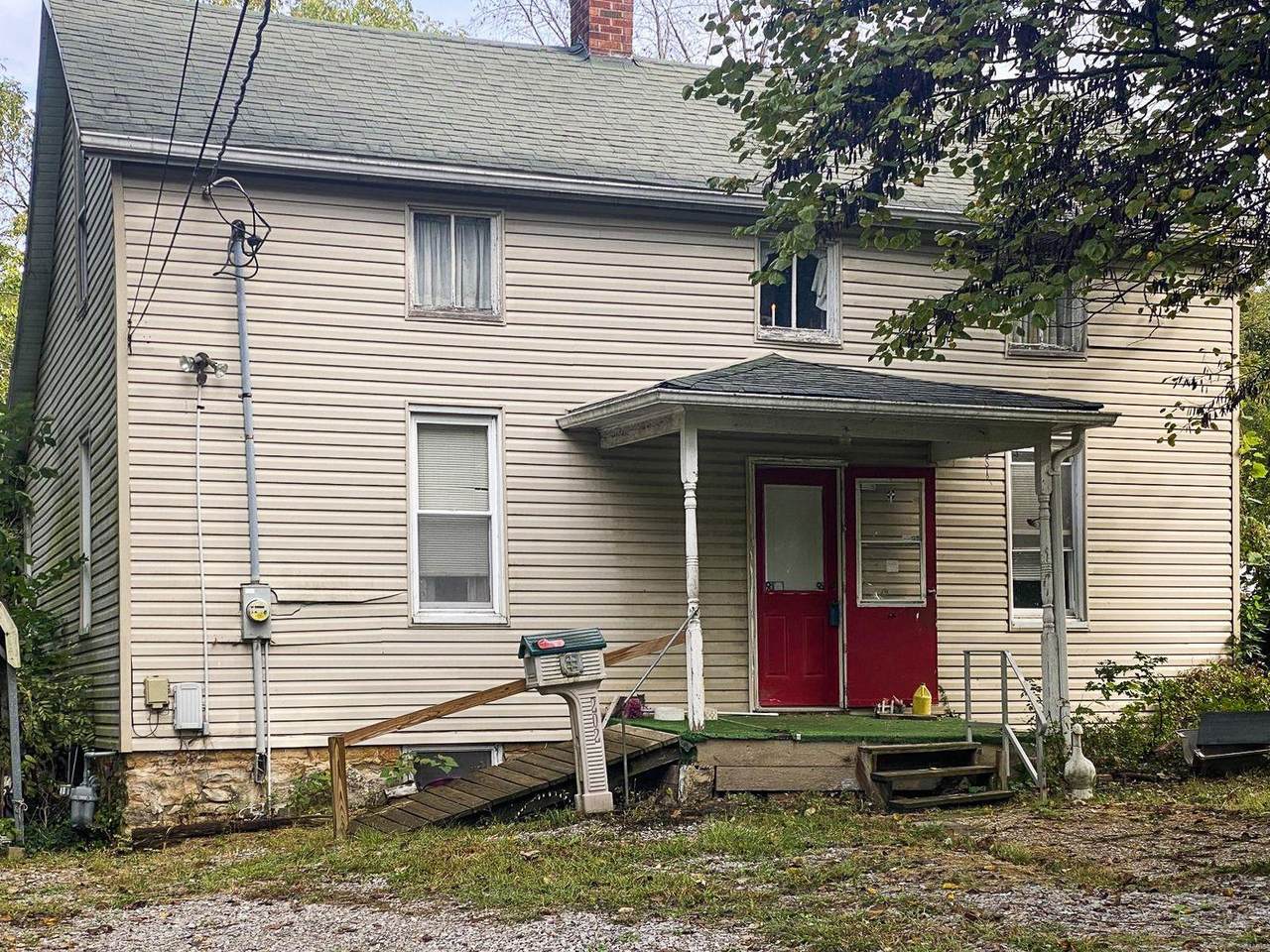 202 Wood Street - Photo 1