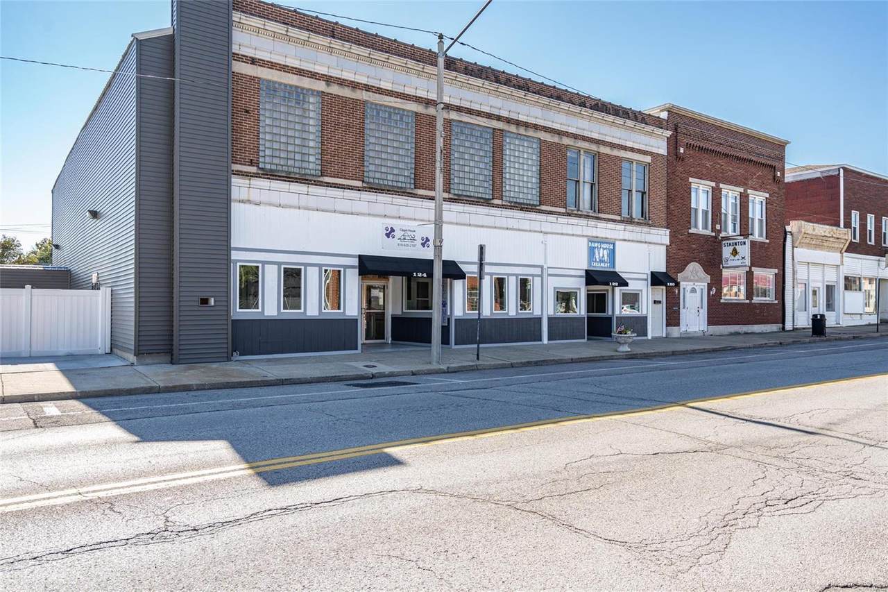 124 Main - Photo 1