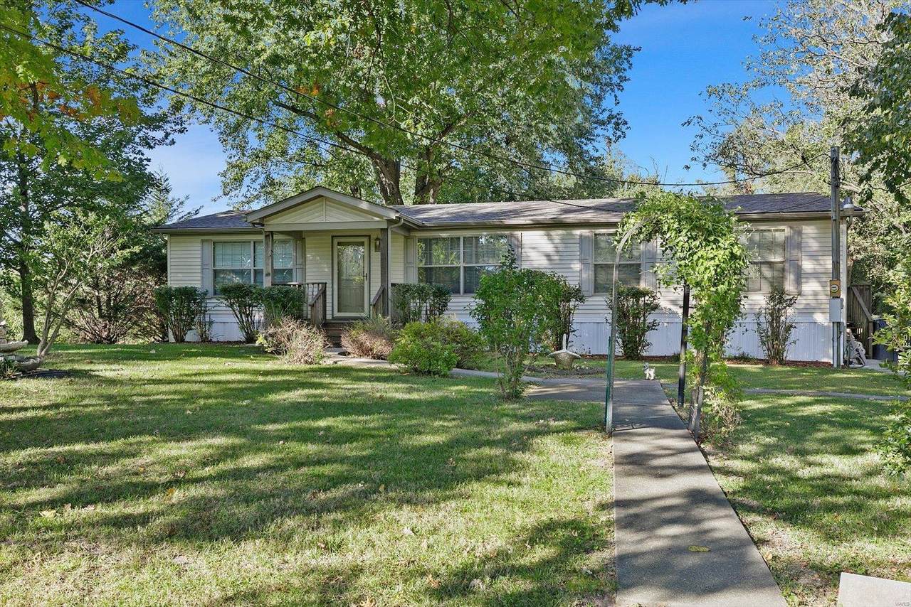 8048 Lakeside Drive - Photo 1