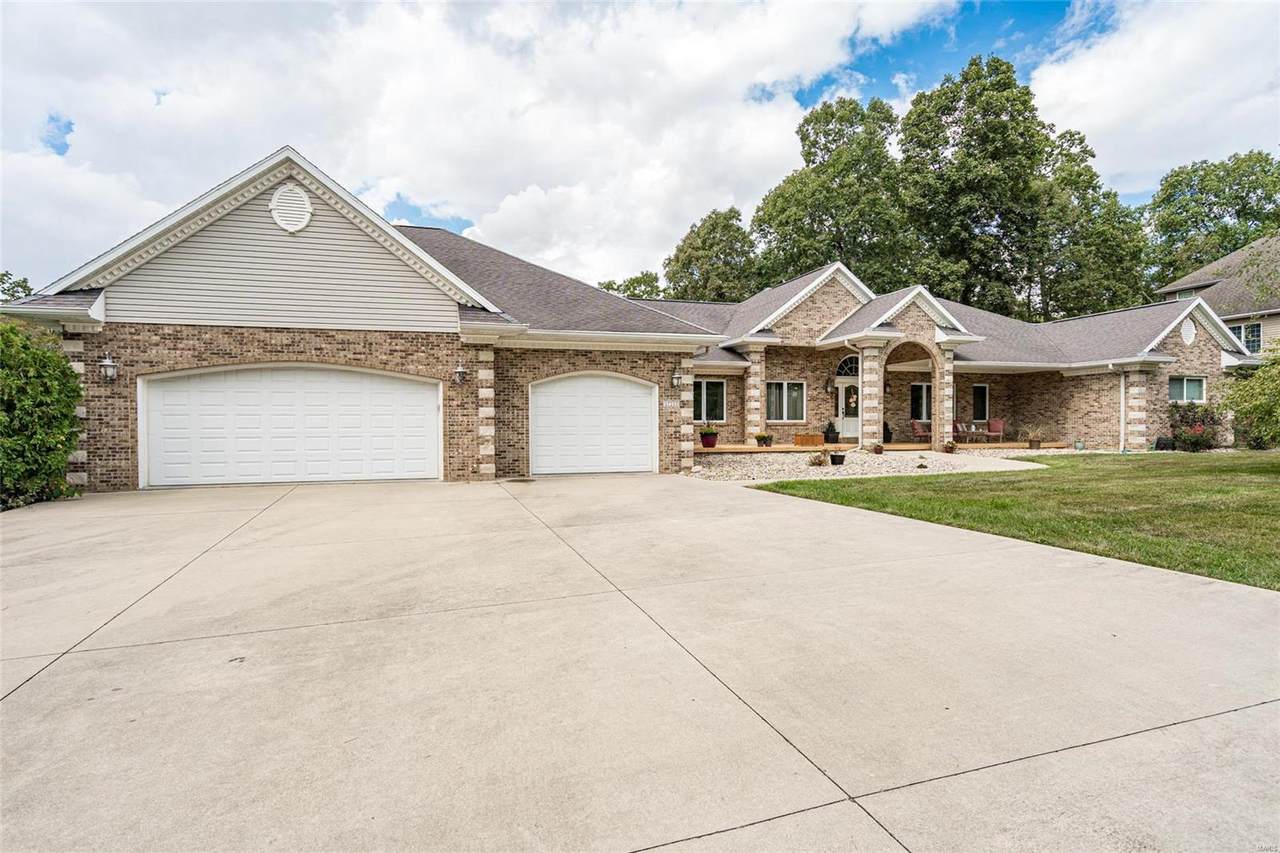 17213 Deer Creek Drive - Photo 1