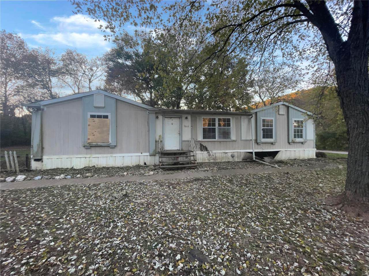 5849 Pine Gate - Photo 1
