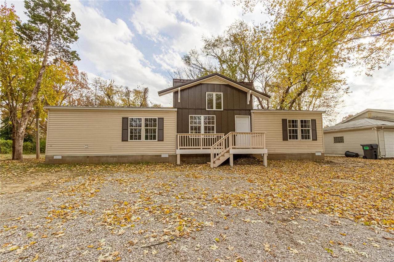 131 Saint Clair Drive - Photo 1