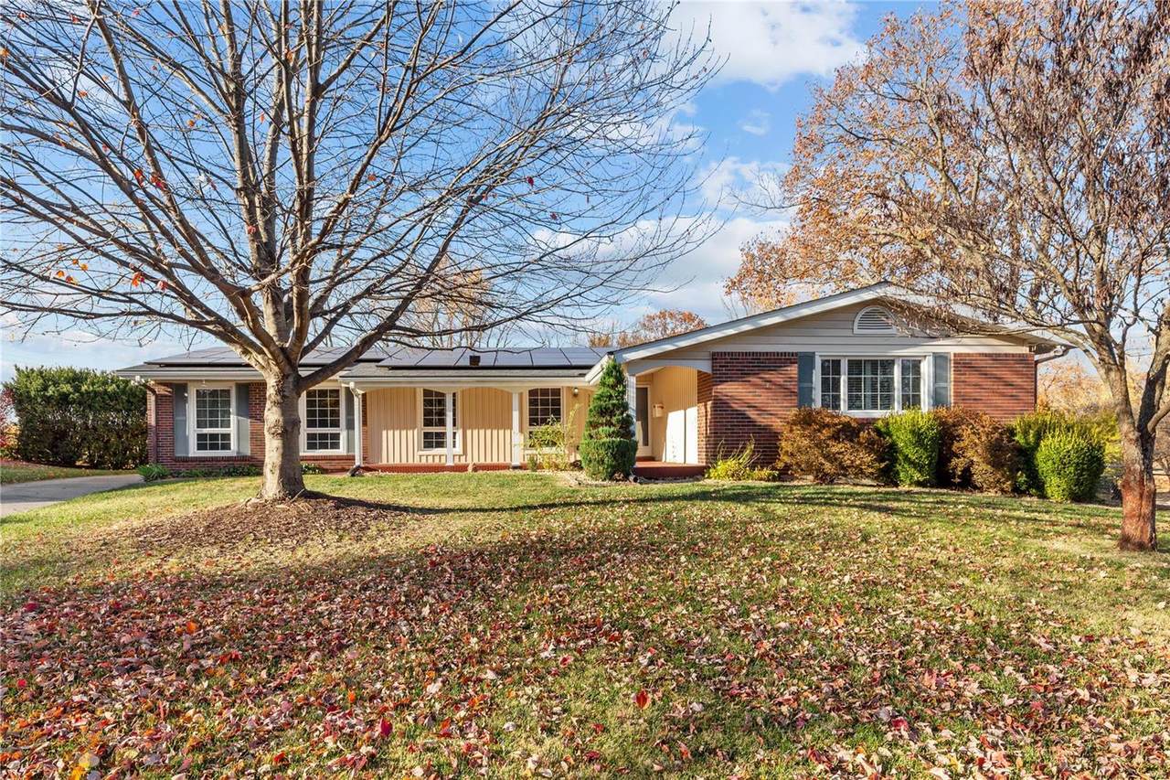 3175 Classic Drive - Photo 1