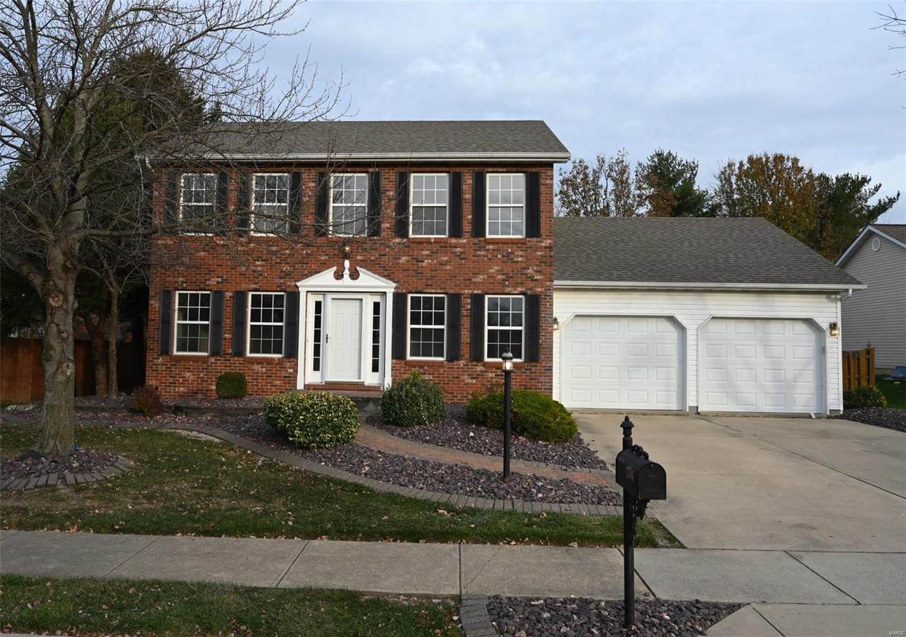 2704 Hunters Crossing - Photo 1