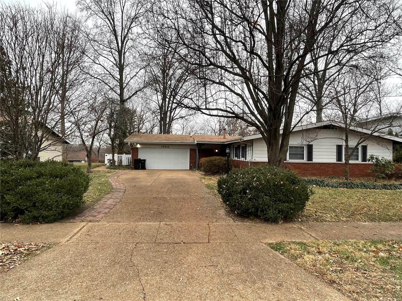 1549 Eastham Drive - Photo 1