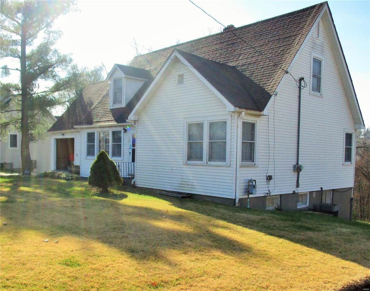 1010 Stone Hill Hwy - Photo 1