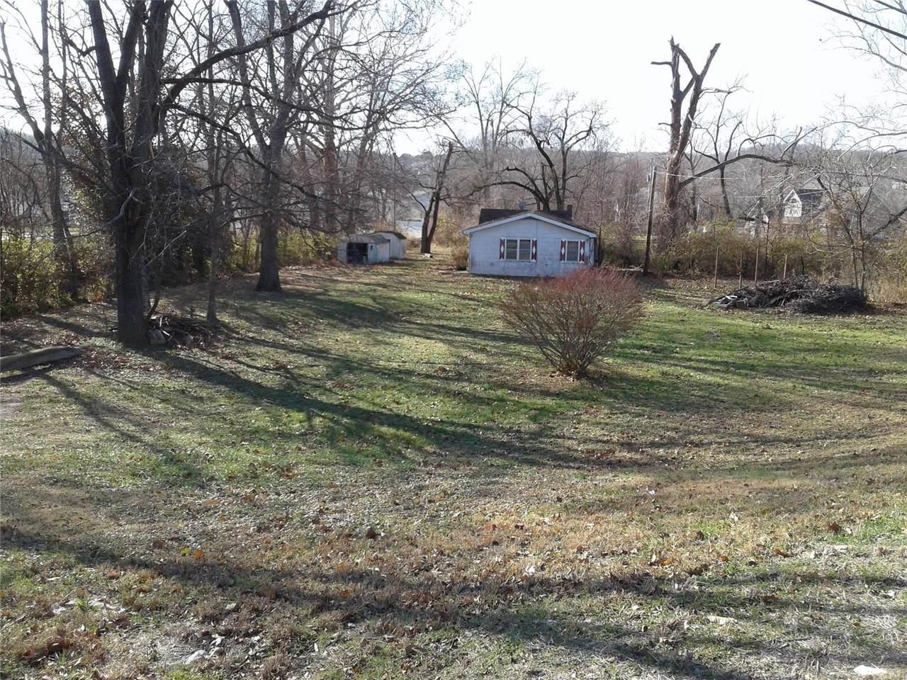 2100 Seckman Road - Photo 1