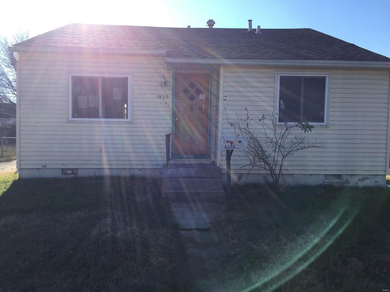 1828 Ferguson Avenue - Photo 1